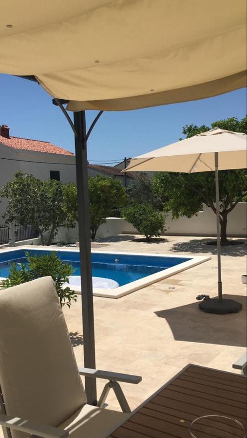 Villa Vlatino Seget Vranjica Exterior foto