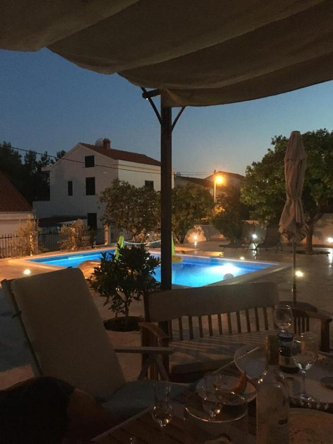 Villa Vlatino Seget Vranjica Exterior foto