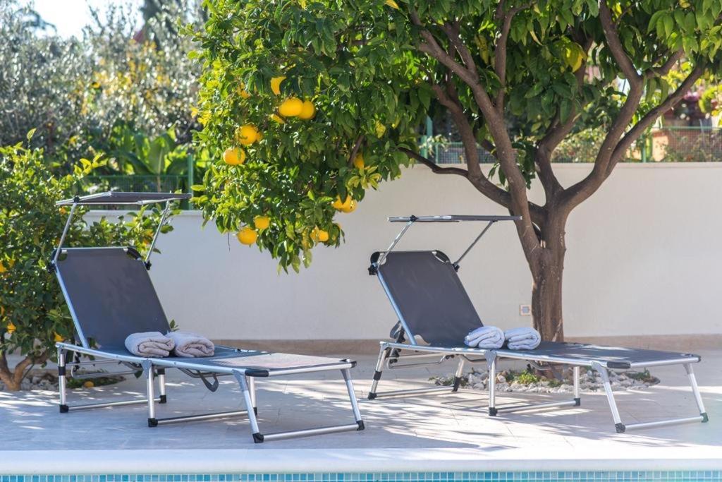 Villa Vlatino Seget Vranjica Exterior foto