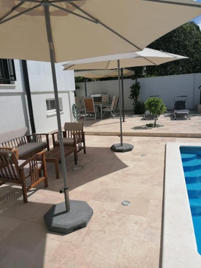 Villa Vlatino Seget Vranjica Exterior foto