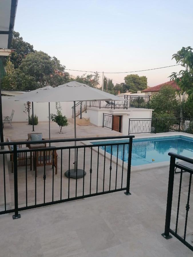Villa Vlatino Seget Vranjica Exterior foto
